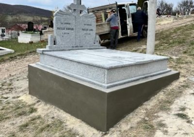 Pietre / Monumente Funerare Cluj