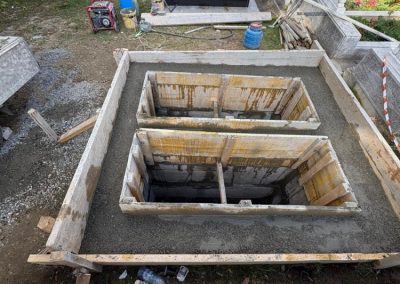 Monumente Funerare Cuj